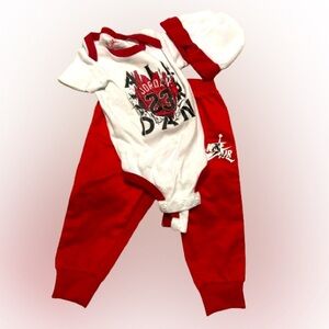 Bundle 3 piece set Nike Air Jordan size 12 months the only $18
